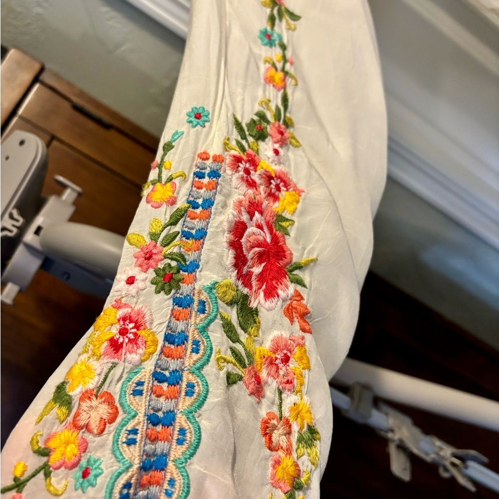 Embroidered Johnny Was Floral White Tunic - Picture 3 of 5